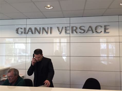 vendita versace novara|Gianni Versace a Novara .